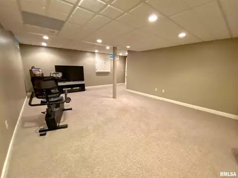 139 E Morningside Dr, Peoria, IL 61614 photo 27