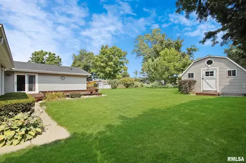 210 Jo St, Germantown Hills, IL 61548 photo 5