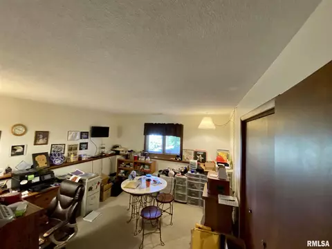 136 James Dr, Macomb, IL 61455 photo 22