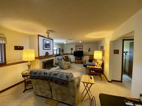 136 James Dr, Macomb, IL 61455 photo 24
