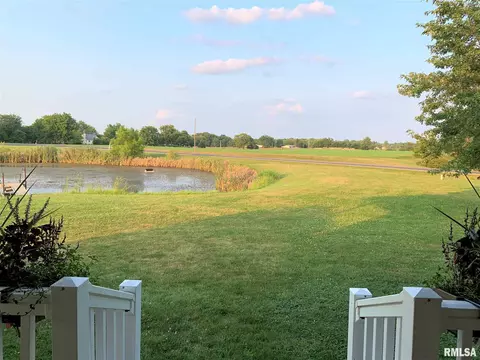 10109 S Kingston Mines Rd, Mapleton, IL 61547 photo 6