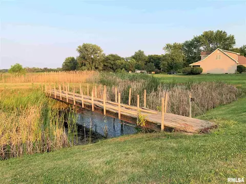 10109 S Kingston Mines Rd, Mapleton, IL 61547 photo 9