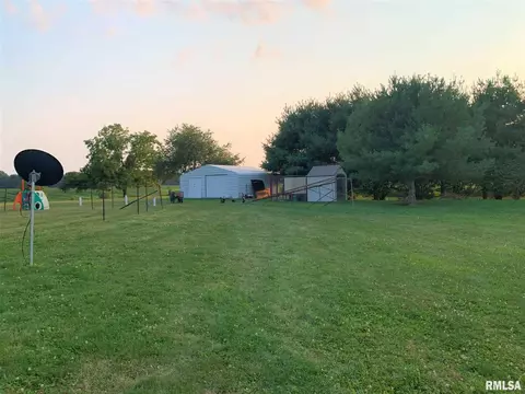 10109 S Kingston Mines Rd, Mapleton, IL 61547 photo 8
