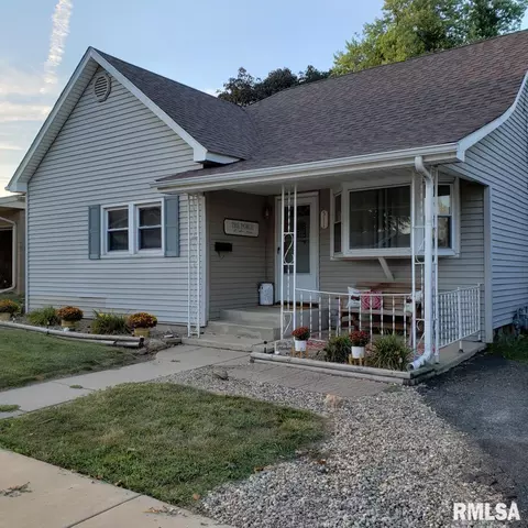 511 E Ash St, Canton, IL 61520 photo 45