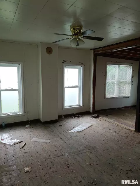 625 N Randolph St, Macomb, IL 61455 photo 3