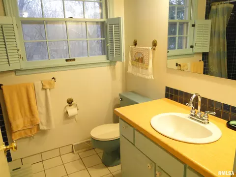 333 Jana Rd, Macomb, IL 61455 photo 11