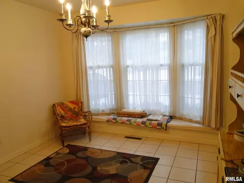 333 Jana Rd, Macomb, IL 61455 photo 7