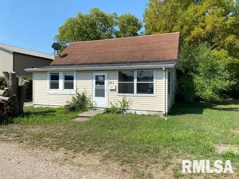 511 Main St, Pekin, IL 61554 photo 3