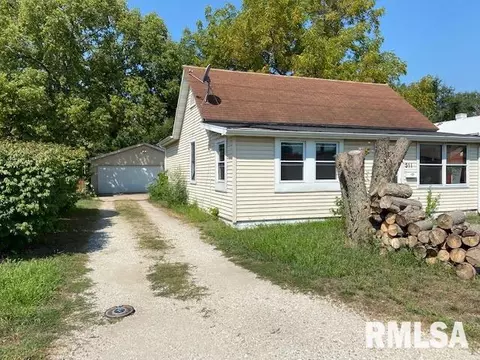 511 Main St, Pekin, IL 61554 photo 1