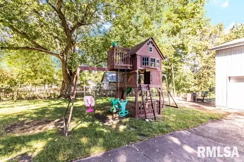 701 W 3rd St, Delavan, IL 61734 photo 48
