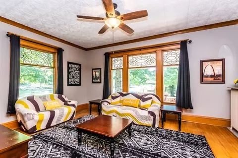 701 W 3rd St, Delavan, IL 61734 photo 6