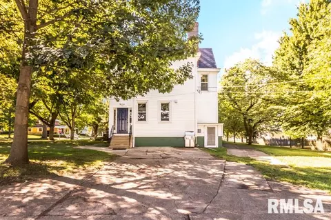 701 W 3rd St, Delavan, IL 61734 photo 42