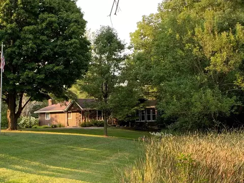 342 Grimm Rd, Congerville, IL 61729 photo 2