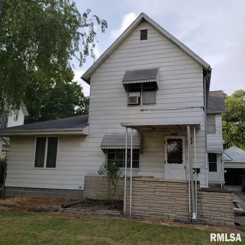817 E Chestnut St, Canton, IL 61520 photo 2