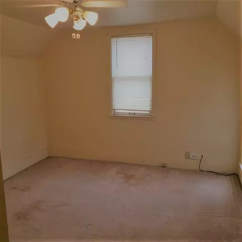 817 E Chestnut St, Canton, IL 61520 photo 27