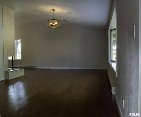 5324 S Cameron Ln, Mapleton, IL 61547 photo 5