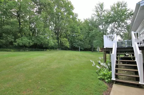 1011 Brookline Dr, Eureka, IL 61530 photo 8