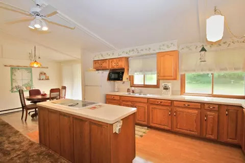 1011 Brookline Dr, Eureka, IL 61530 photo 14