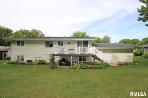 1011 Brookline Dr, Eureka, IL 61530 photo 4