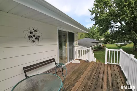 1011 Brookline Dr, Eureka, IL 61530 photo 6