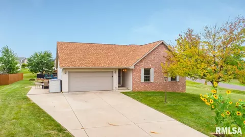 106 Seth Ct, Germantown Hills, IL 61548 photo 1