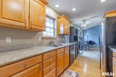 106 Seth Ct, Germantown Hills, IL 61548 photo 12
