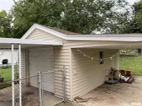 824 E Willcox Ave, Peoria, IL 61603 photo 31