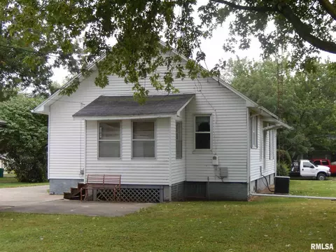 906 E Calhoun St, Macomb, IL 61455 photo 24