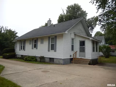 906 E Calhoun St, Macomb, IL 61455 photo 26