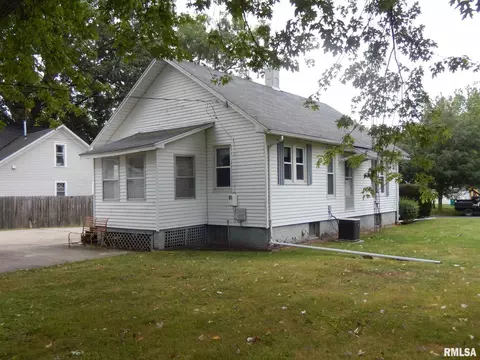 906 E Calhoun St, Macomb, IL 61455 photo 25