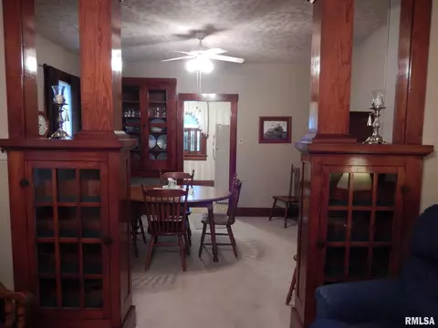 906 E Calhoun St, Macomb, IL 61455 photo 8