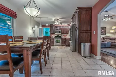 9308 W Lake Camelot Dr, Mapleton, IL 61547 photo 7