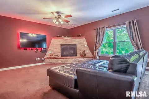 9308 W Lake Camelot Dr, Mapleton, IL 61547 photo 32