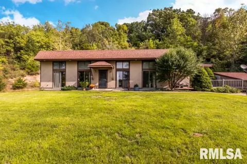 634 Banta Rd, Lowpoint, IL 61545 photo 1