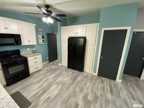 11214 Trigger Rd, Dunlap, IL 61525 photo 8