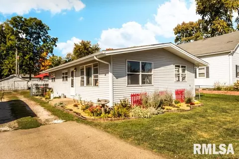 107 N 4th St, Dunlap, IL 61525 photo 1