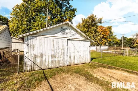 107 N 4th St, Dunlap, IL 61525 photo 35