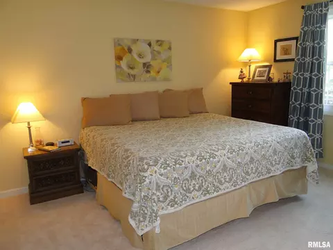 285 Jamestown Rd, Macomb, IL 61455 photo 14