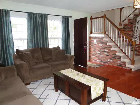285 Jamestown Rd, Macomb, IL 61455 photo 3