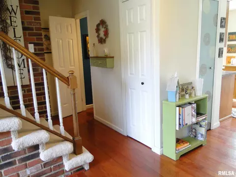 285 Jamestown Rd, Macomb, IL 61455 photo 11