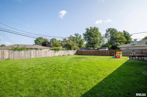 131 E Jadewood St, Morton, IL 61550 photo 12