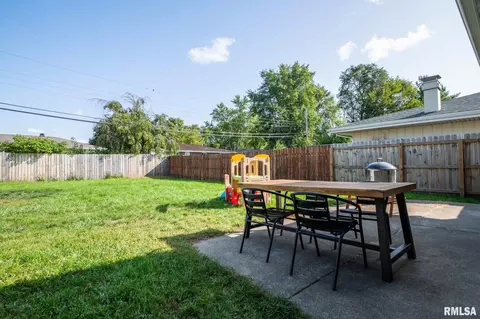 131 E Jadewood St, Morton, IL 61550 photo 5
