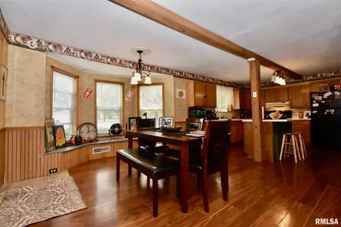 1300 3rd St, Henry, IL 61537 photo 2