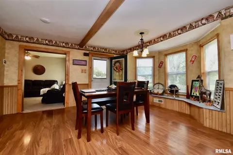 1300 3rd St, Henry, IL 61537 photo 17
