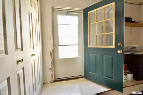 1300 3rd St, Henry, IL 61537 photo 35