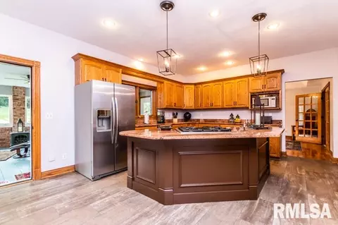 18100 River Rd, Danvers, IL 61732 photo 11