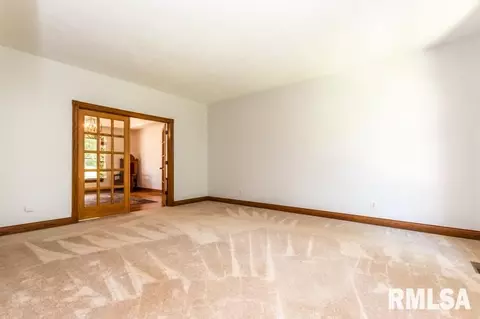 18100 River Rd, Danvers, IL 61732 photo 4
