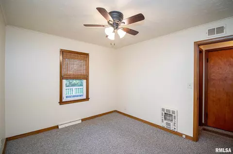 602 Spring St, Washington, IL 61571 photo 17
