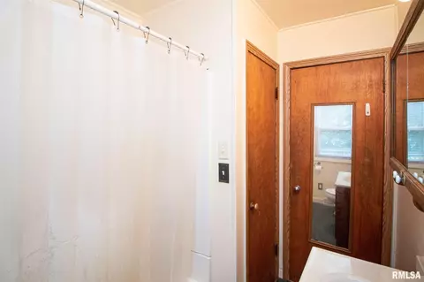 602 Spring St, Washington, IL 61571 photo 11
