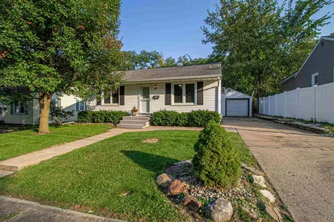 602 Spring St, Washington, IL 61571 photo 21